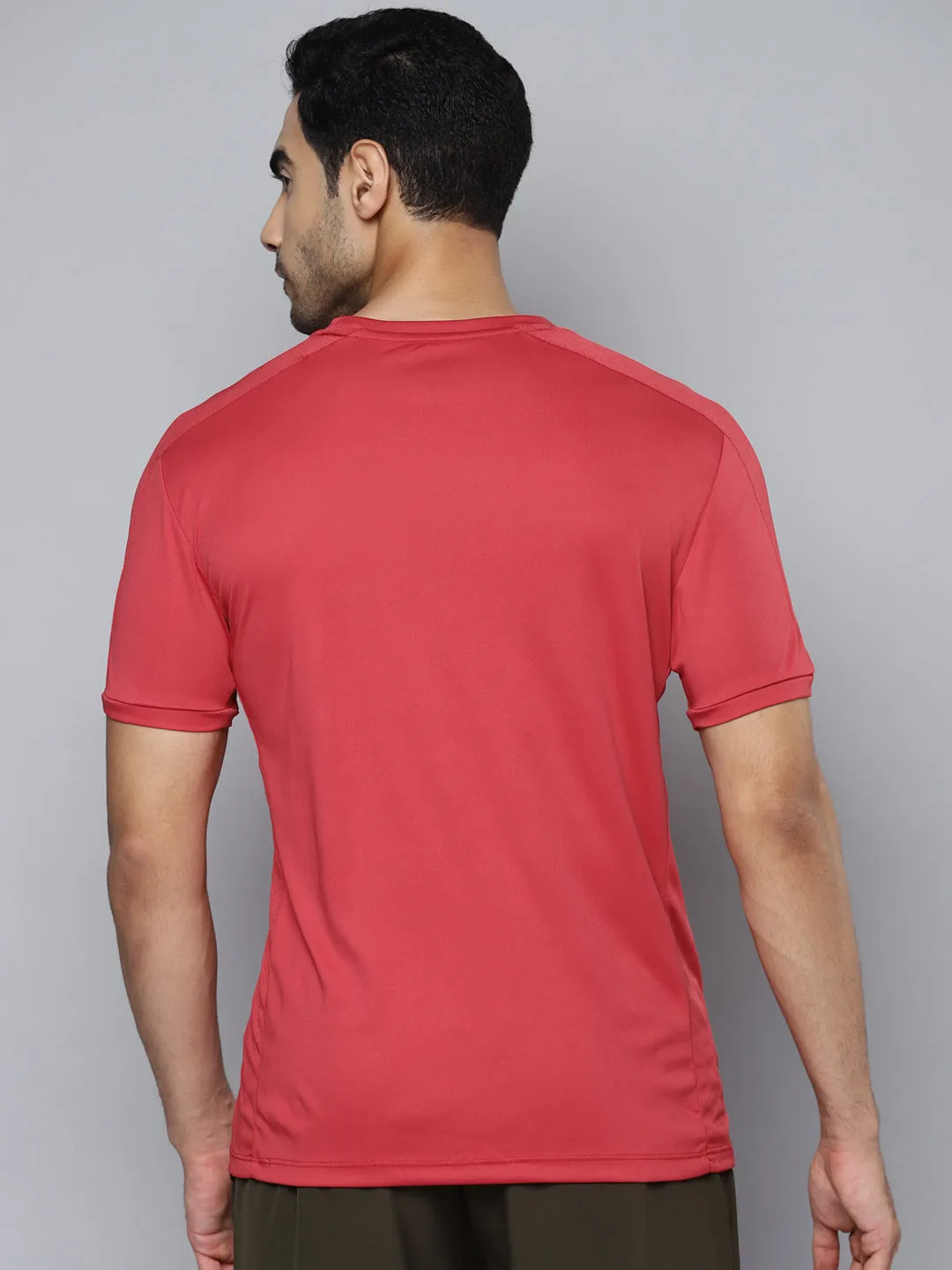 Alcis Men Red Slim Fit T-shirt